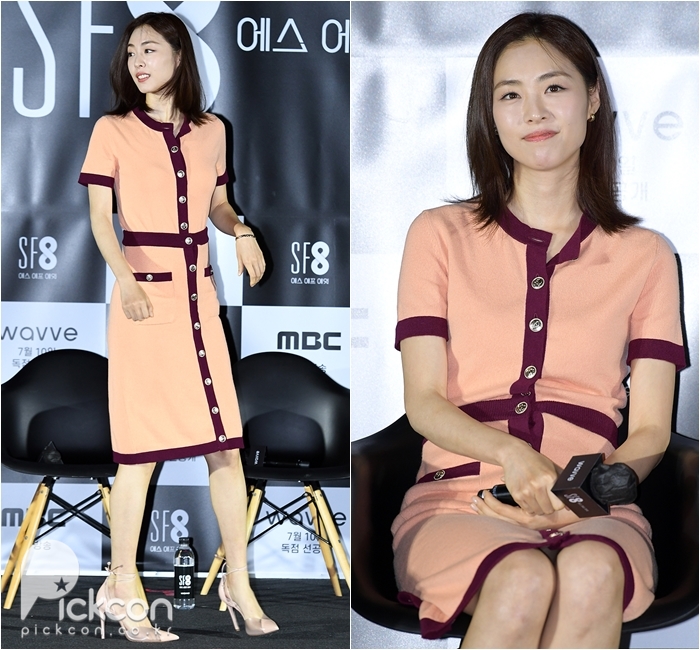 Actress Lee Yeon-hee Looks Sophisticated in Iconic Chanel Dress