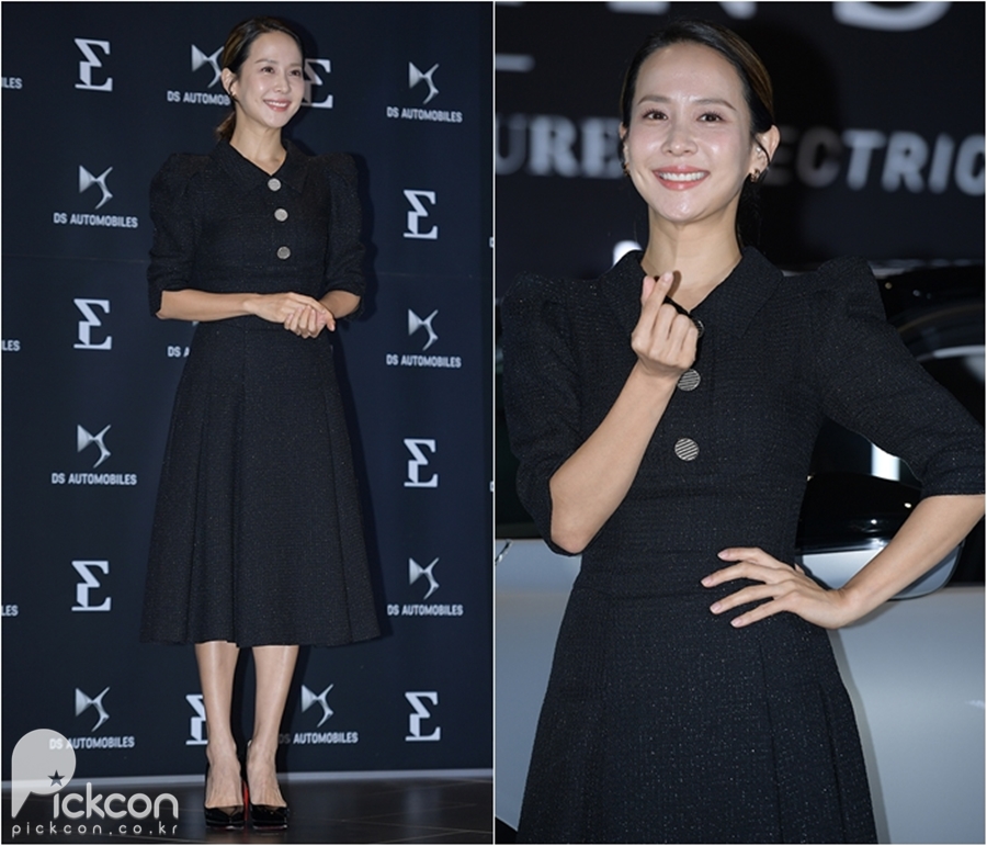 Actress Jo Yeo-jeong Looks Classy in Black Midi Dress