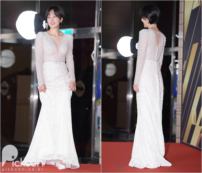 Actresses Lim Soo-hyang, Shin Dong-mi Get Elegant, Sexy Looks from Same Dress